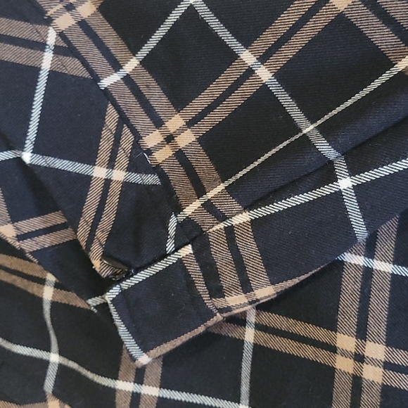 Laura Scott Plaid Skirt Black - Picture 3 of 6